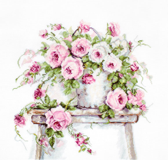 Luca-S B2331 Roses on a Stool クロスステッチキット